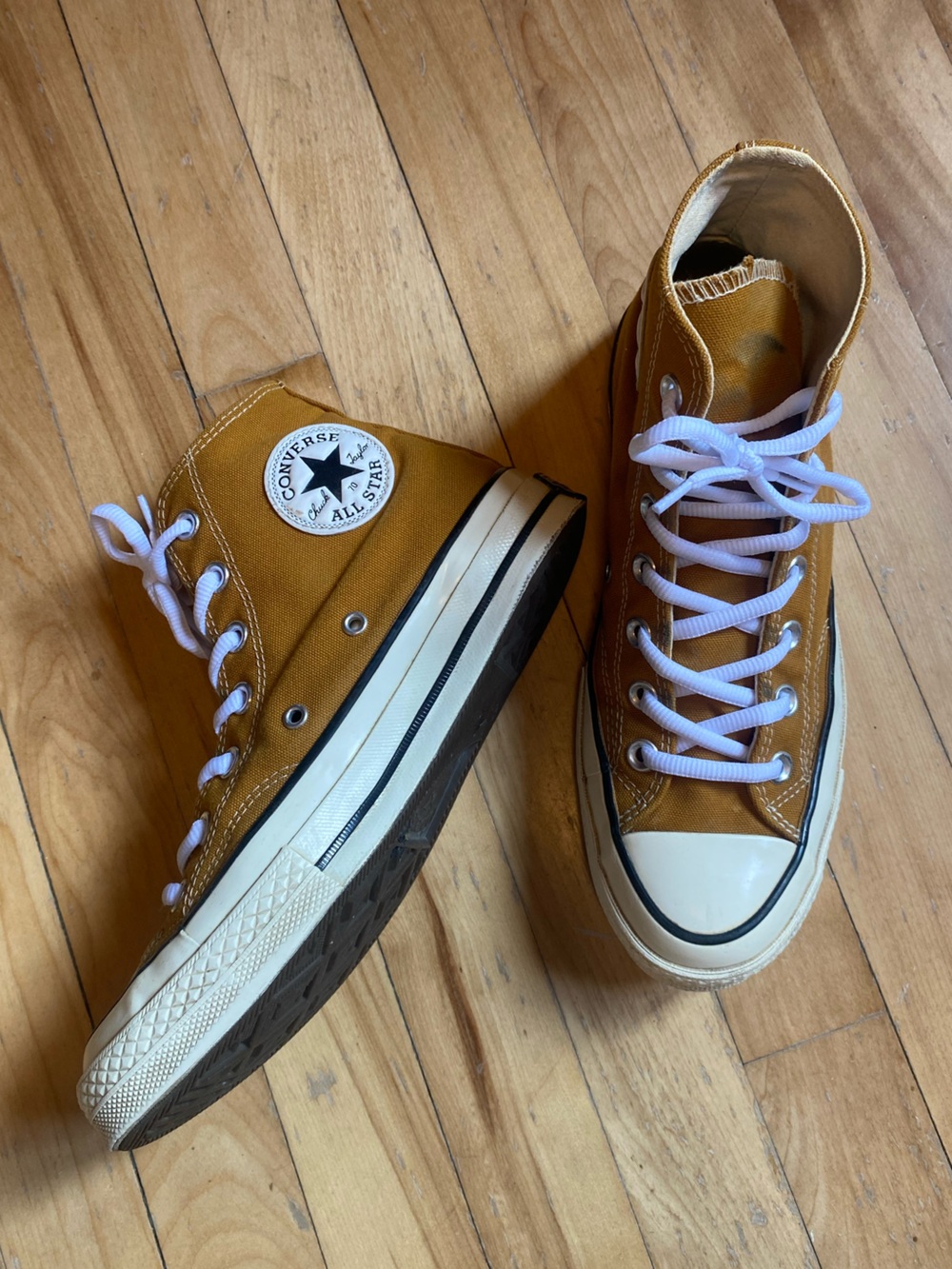 Converse High-Top Sneakers in Mustard Yellow with White Accents - Picture 2 of 10